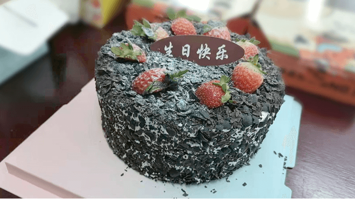 金環(huán)電器員工生日會(huì)  美食歡聚暖意滿滿